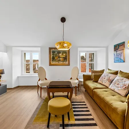 Apartament L&t